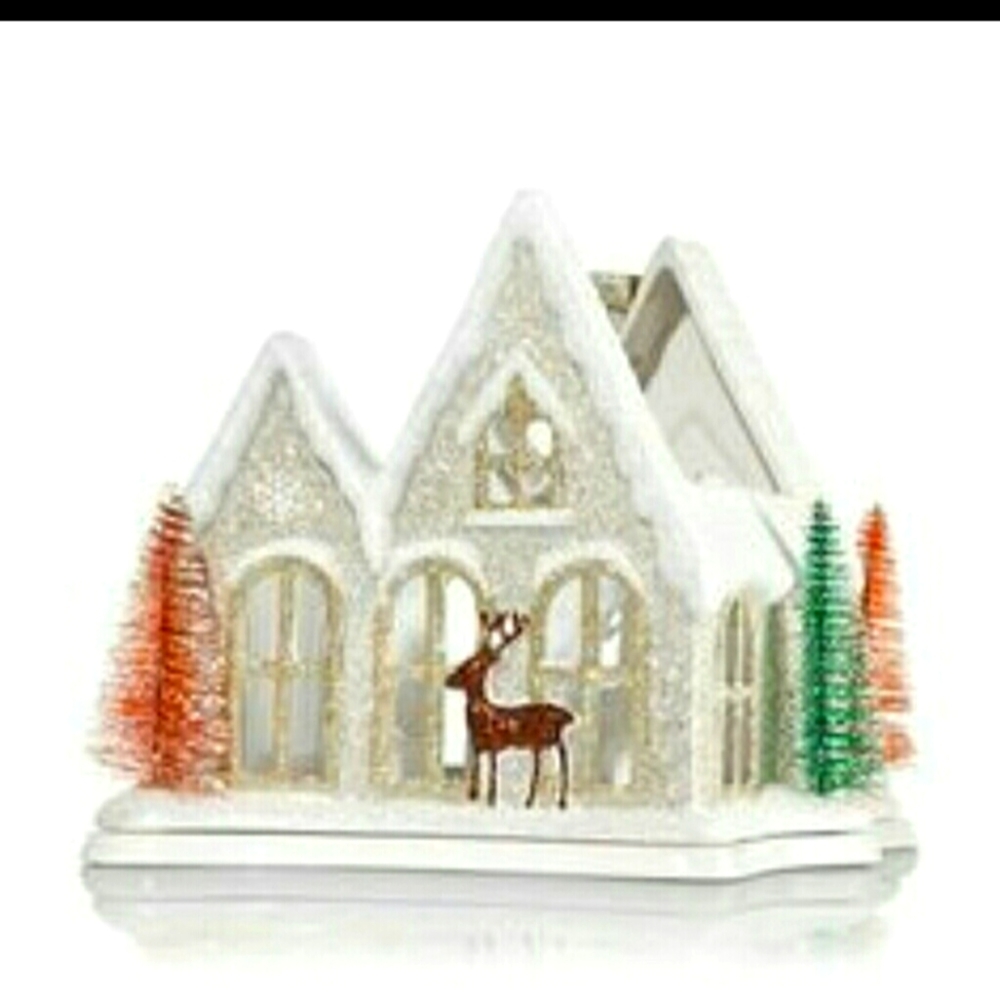 BBW Holiday Luminary ! NEW